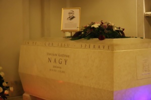 sarkofag kardynała nagiego